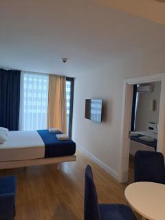 Lux Apart Hotel 555 - Batumi - 9