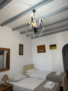 Harry’s studio - Naousa - 7