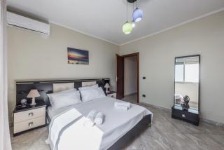 Three Bedroom Romantic Promenade Apartment - Durazzo - 3