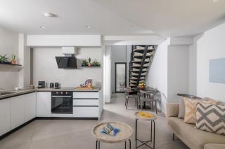 Beachfront Salty Sea Luxury Suite 1 - 3