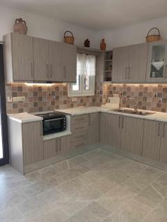 Gerekos Studios and Apartments - Agios Georgios - 9