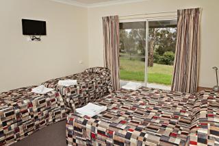 BATHURST GOLDFIELDS MOTEL at 428 CONROD STRAIGHT MOUNT PANORAMA - Bathurst - 7