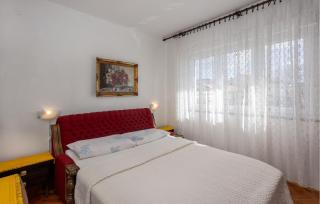 Nice Apartment In Novi Vinodolski - 2