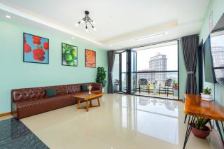 Căn Hộ '4' OaSky Xéo Biển 3 Phòng Ngủ - Oasky Apartment with diagonal sea view - 1