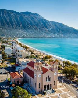 Best Located RUBY Luxury Escape - 2