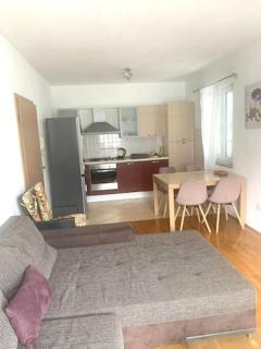Apartman S & S - Makarska - 0