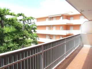 Experience comfort by the pool - Beahost - Bibione - 5
