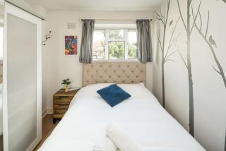 Ladbroke Grove - 2