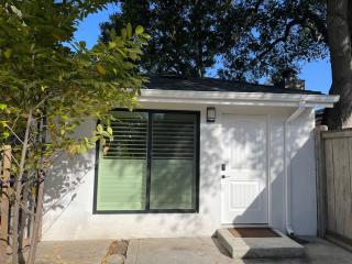 One room with one queen bed studio to rent - Palo Alto - 6