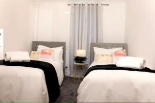 No 15 Modern Comfort in a Prime Southampton Location - Free Parking - 1