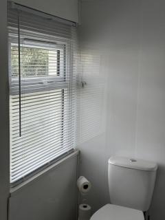 Mideyah Stays - 3 Bed Comfy House - Cardiff - 7