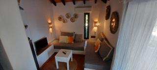 Cozy Beach House - 8