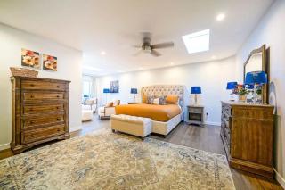 Panoramic Ocean Vistas With Hot Tub and Firepit - San Diego - 9