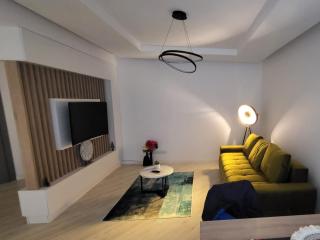 Forum Luxury Apartment - 8