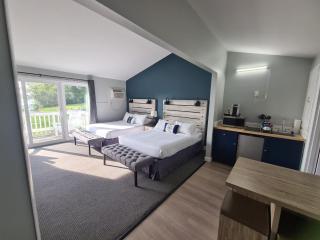 Smuggler's Cove Inn - Boothbay - 4