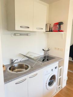 Cozy Riverfront Living, 5-Min Walk To Riverside Train - Neuilly-Plaisance - 6