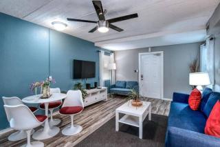 Sunset Beach Suites at Madeira Beach! Pet Friendly Beach Getaway!- Suite 1 - St Pete Beach - 7