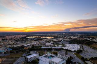 Outdoor Kitchen + 8 Min to Disney + Resort Cabanas - Orlando - 2