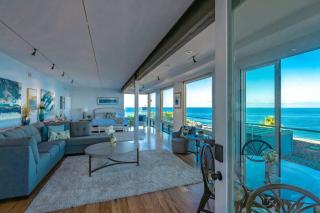 Oceanfront Studio in Heart of La Jolla Cove - San Diego - 2