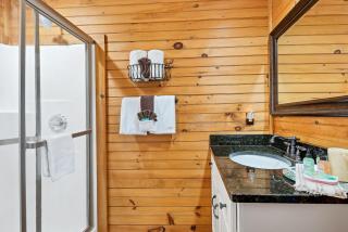 Getaway on Little River - Walland - 1
