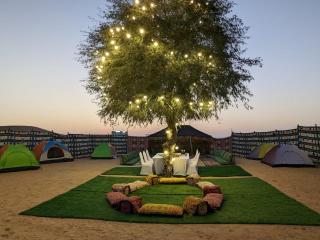 Overnight Chalet Campsite best for Couples Friends Parties and Overnight Event - Dubai - 3