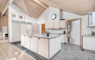 Lovely Home In Blåvand With Kitchen - 5