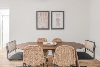 11 Mins to Beach - 3BR w Private Pool + Grill - 4