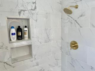 Spring Street Suites - 6