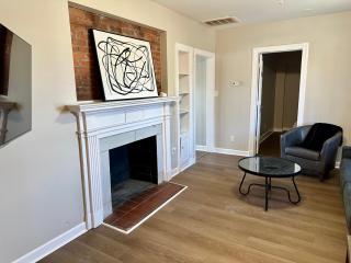 Spring Street Suites - 3