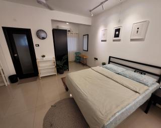 Lotus Korean Hotel - 2