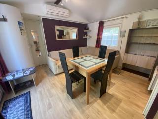 Mobile Home tout confort 4 pers, proche plage et centre, clim, TV, terrasse, parking - FR-1-709-75 - Fouras - 7
