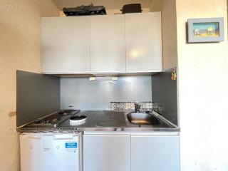 Studio cabine lumineux avec parking privé, face à la plage – Sète - FR-1-338-561 - Sète - 9