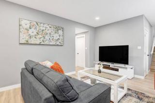 Brand New Modern Escape - Grande Prairie - 2