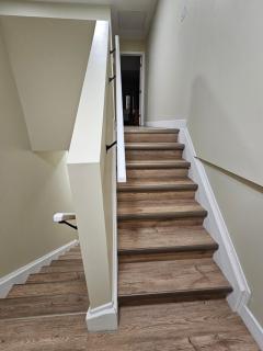 Spacious 2 Bedroom Loft Apt #7 - 9