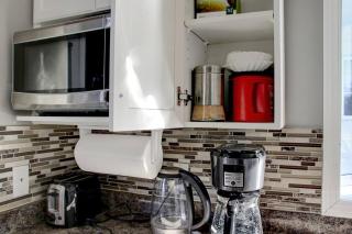 Bright and Spacious Home away from home - 3