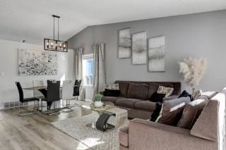 Bright and Spacious Home away from home - Grande Prairie - 9