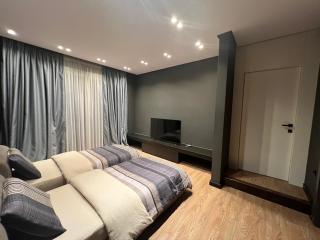 Remarkable Apartment - 1