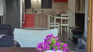 Garden Oasis Elegant Summer House - Kalandra - 1