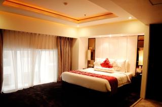 The Penthouse Hotel and Residences - Angeles - 2