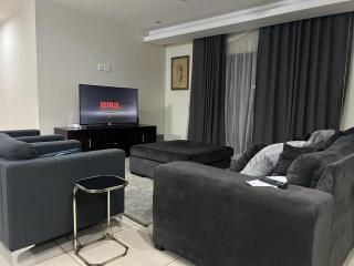 Villa on Dirk Smit Crescent - Alberton - 3
