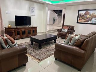 Villa on Dirk Smit Crescent - Alberton - 1