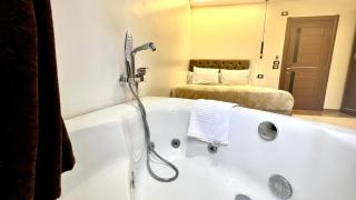 White Pyramids inn - 3