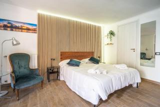 -The rock- Garden and express train city center - Roma - 7