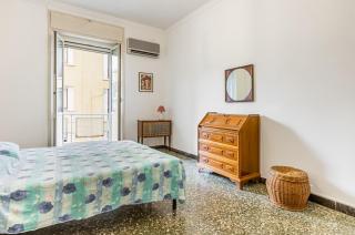 Cagliari - Central & Roomy Apartment with Balcony! - Cagliari - 1