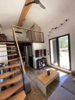 Petite maison et jardin,piscine chauffée privative - Rognes - 3