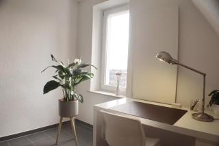 Modernes, zentrales Apartment in Troisdorf, Region Köln Bonn, 3 Etage, maximal für 4 Personen, Parkplatz & Netflix inklusive - Troisdorf - 3