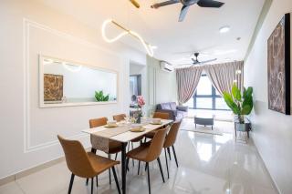 Picasso @ M Vertica 9pax 3BR near Sunway Velocity - Kuala Lumpur - 1