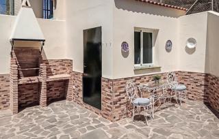 2 Bedroom Gorgeous Home In El Morche - 8