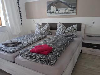 Ferienwohnung Schlossblick - 2