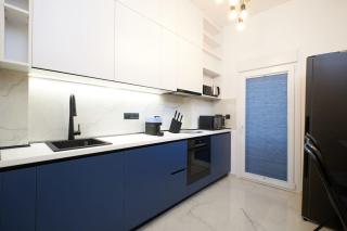 Vantage Apartment - 1